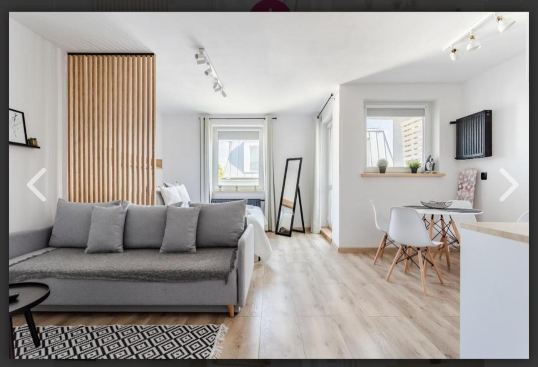 D'ali Daleka Apartment Posen